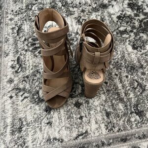 Vince Camuto tan suede block heels